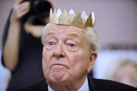 Jean-Marie Le Pen donne son avis sur le rap