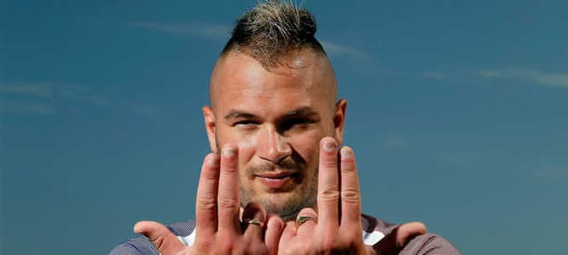 Jul disparait des réseaux sociaux !