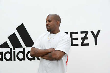 Kanye West se voit offrir un abonnement premium à vie par Pornhub