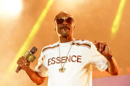 Snoop Dogg s'attaque à Kanye West et à Donald Trump